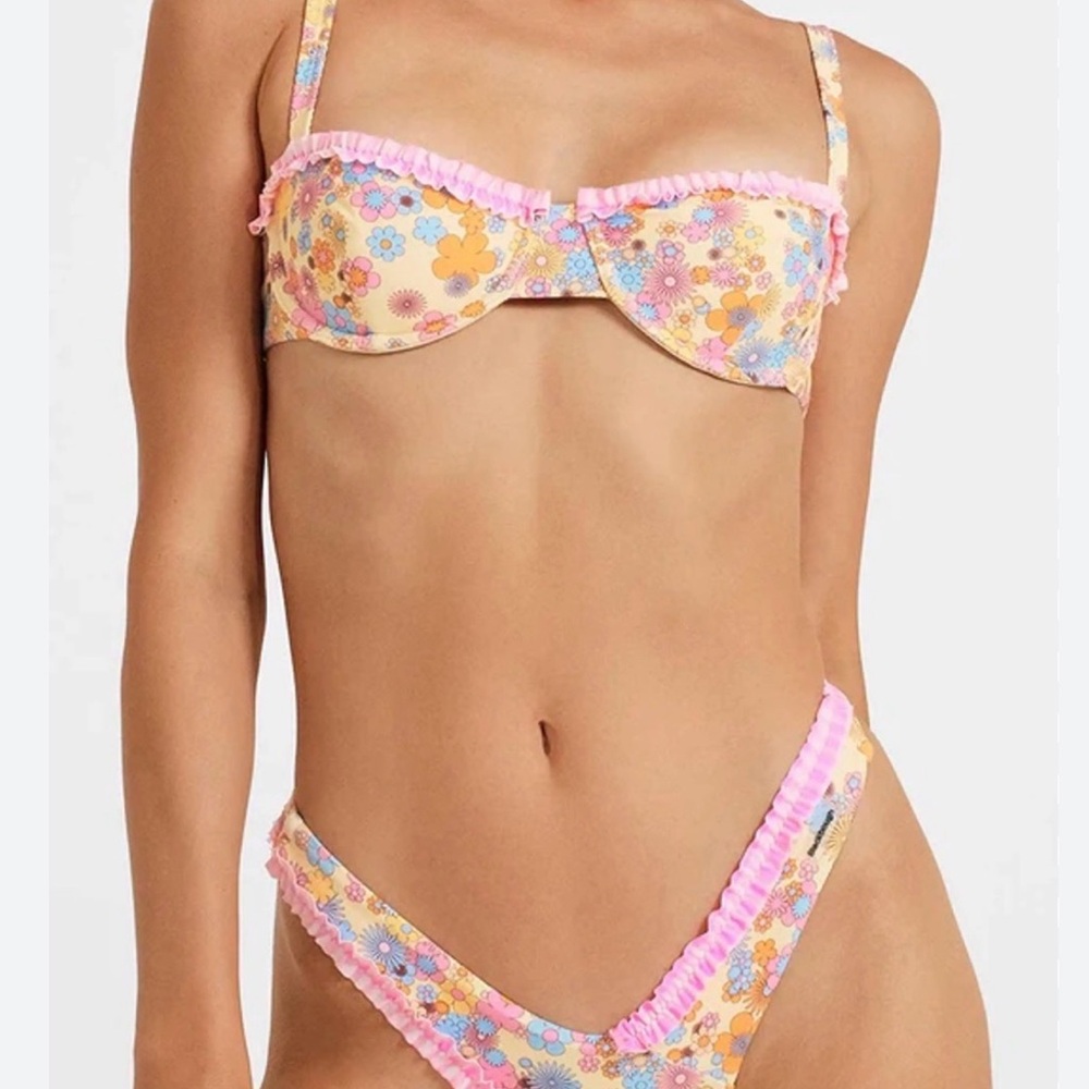 Blackbough picnic party bikini set